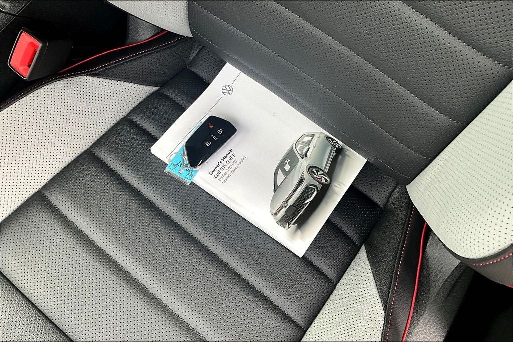 2026 Volkswagen Golf GTI 2.0T SE