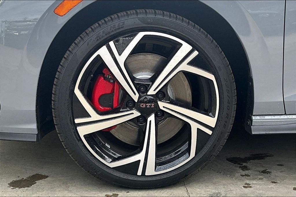 2026 Volkswagen Golf GTI 2.0T SE