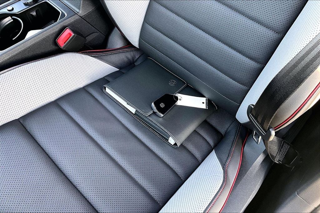 2026 Volkswagen Golf GTI AUTOBAHN