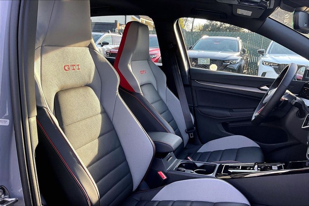 2026 Volkswagen Golf GTI AUTOBAHN