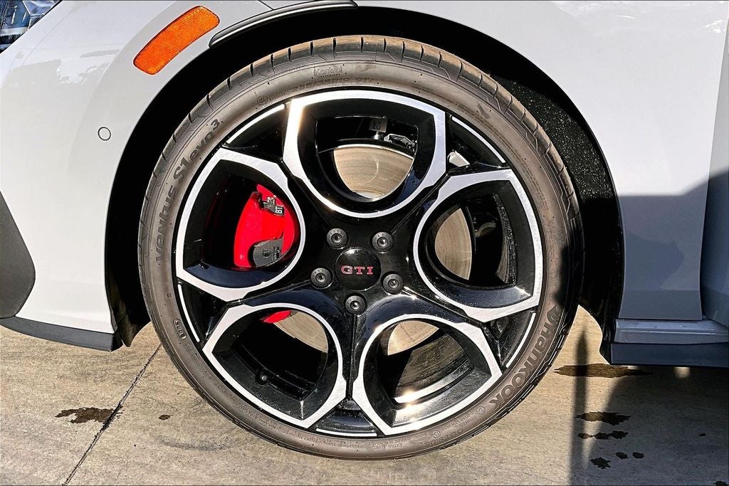 2026 Volkswagen Golf GTI AUTOBAHN