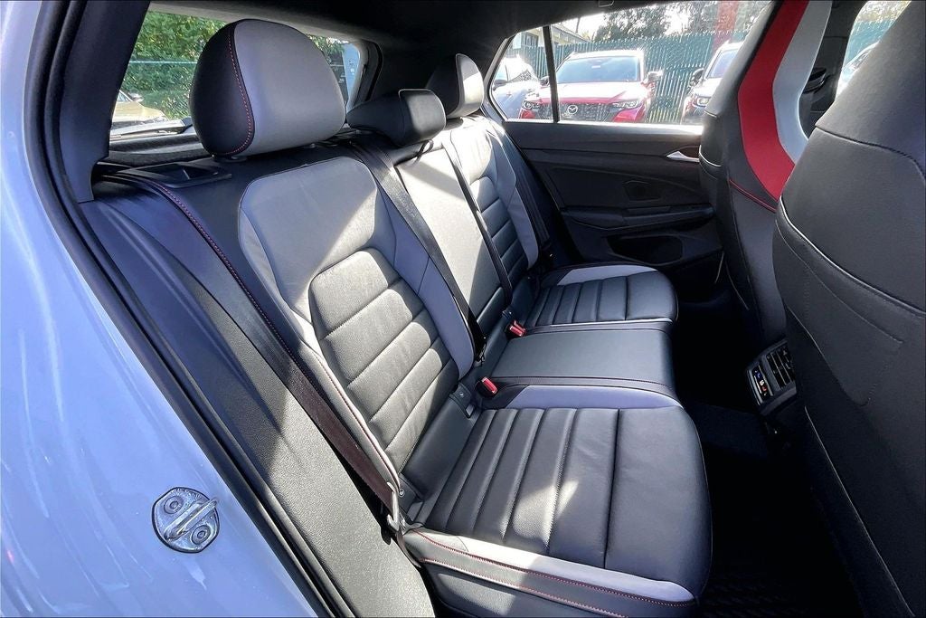 2026 Volkswagen Golf GTI AUTOBAHN