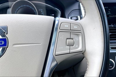 2016 Volvo XC60 T5 Drive-E Premier