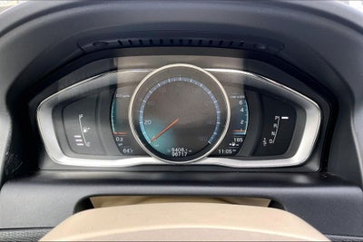2016 Volvo XC60 T5 Drive-E Premier