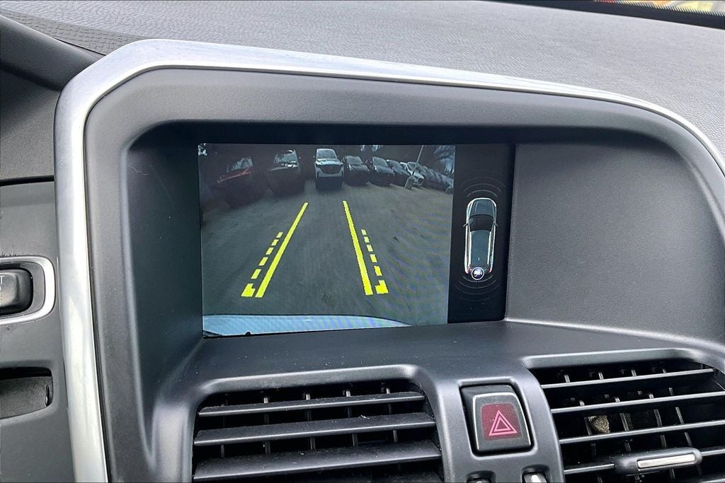 2016 Volvo XC60 T5 Drive-E Premier