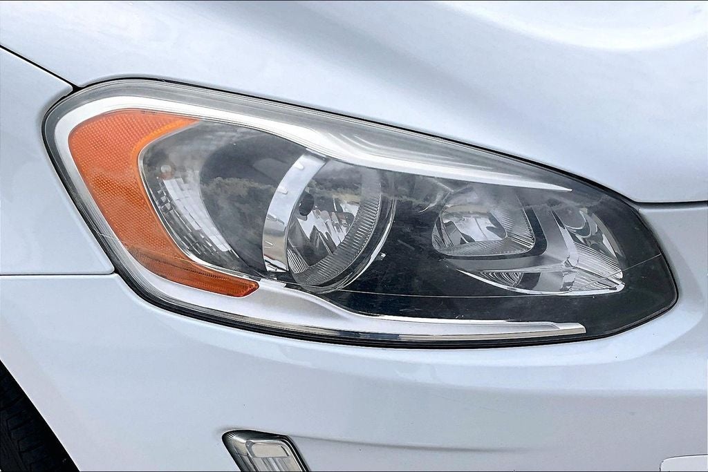 2016 Volvo XC60 T5 Drive-E Premier